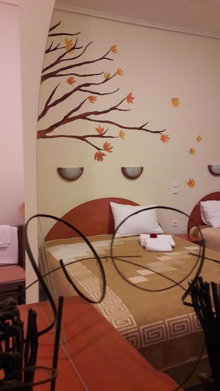 Artemis Hotel Karpenisi Exterior photo